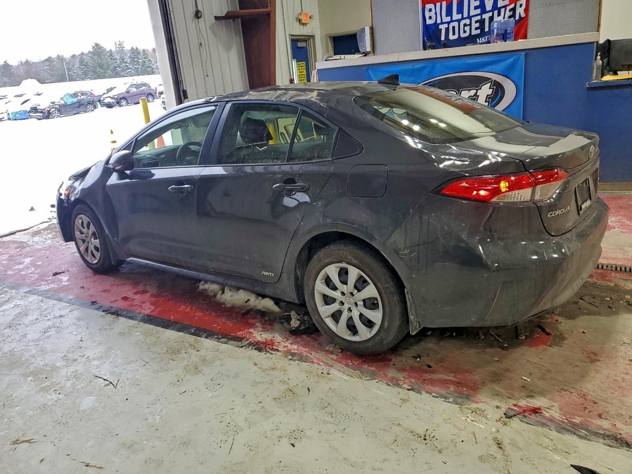 2024 TOYOTA COROLLA LE photo 4