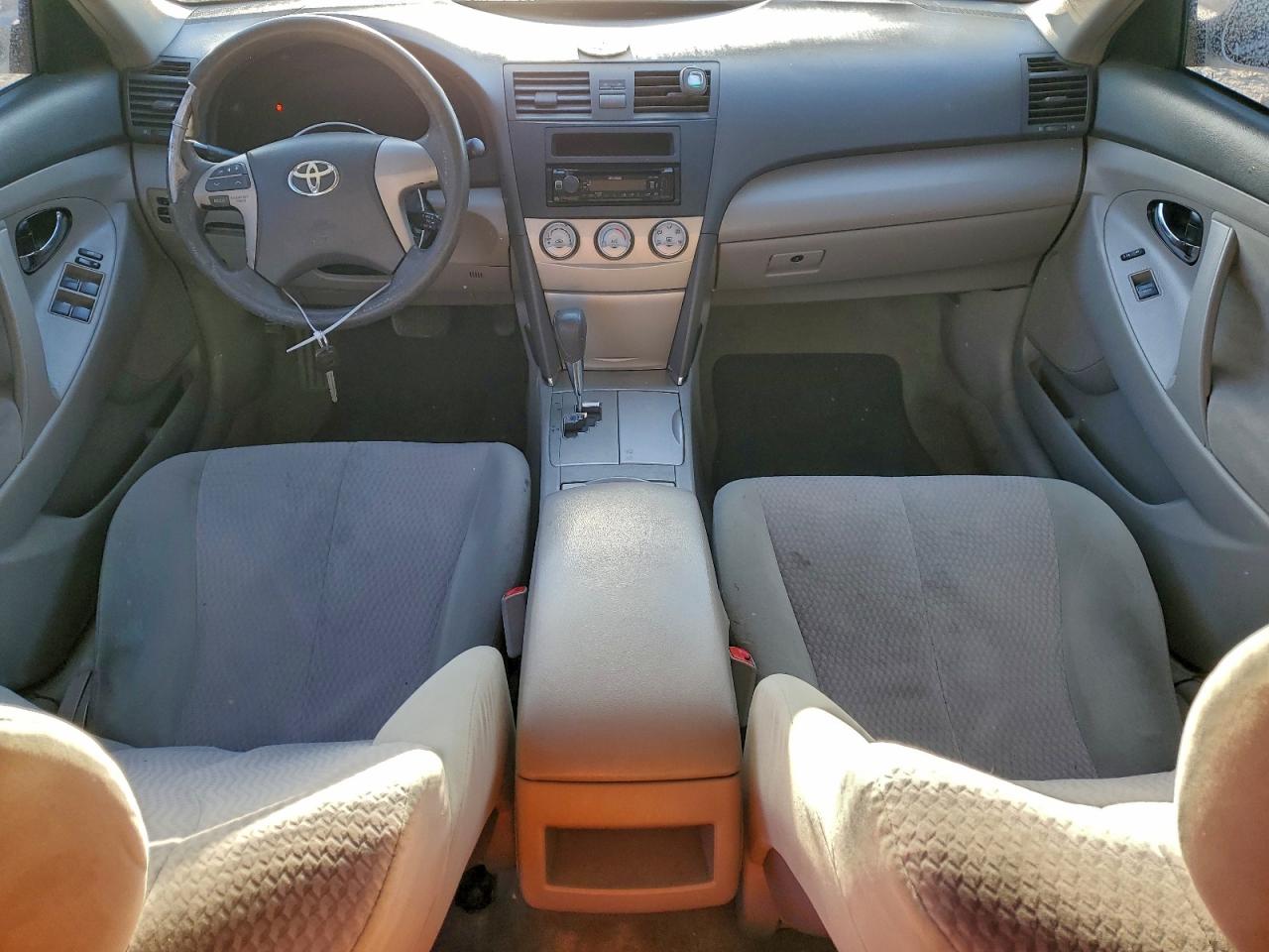 2011 TOYOTA CAMRY BASE photo 15