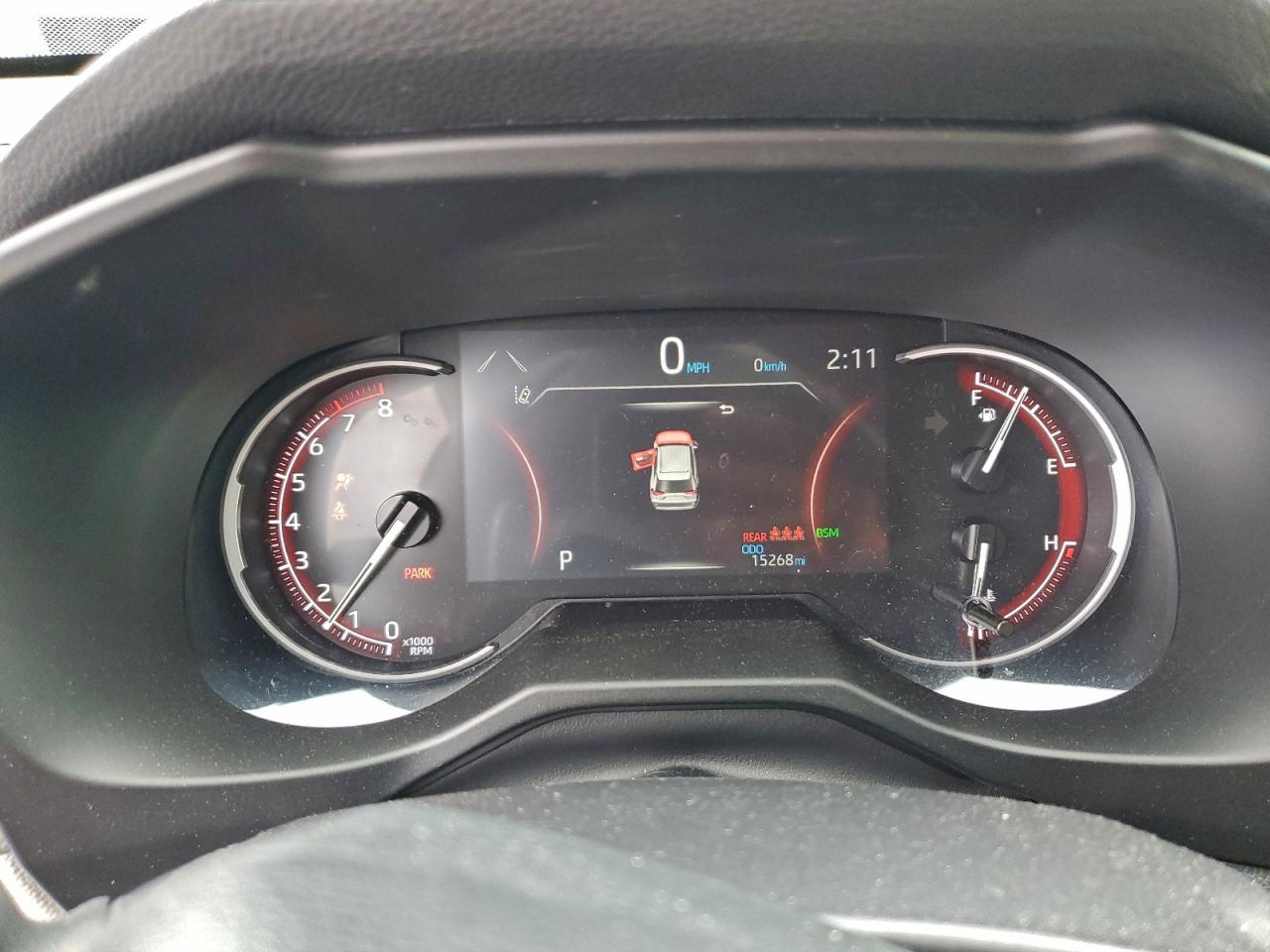 2024 TOYOTA RAV4 XLE photo 9