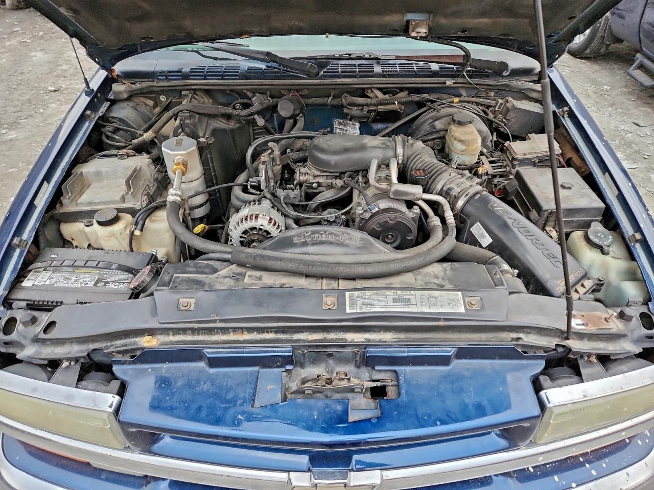 2001 CHEVROLET S TRUCK S10 photo 11