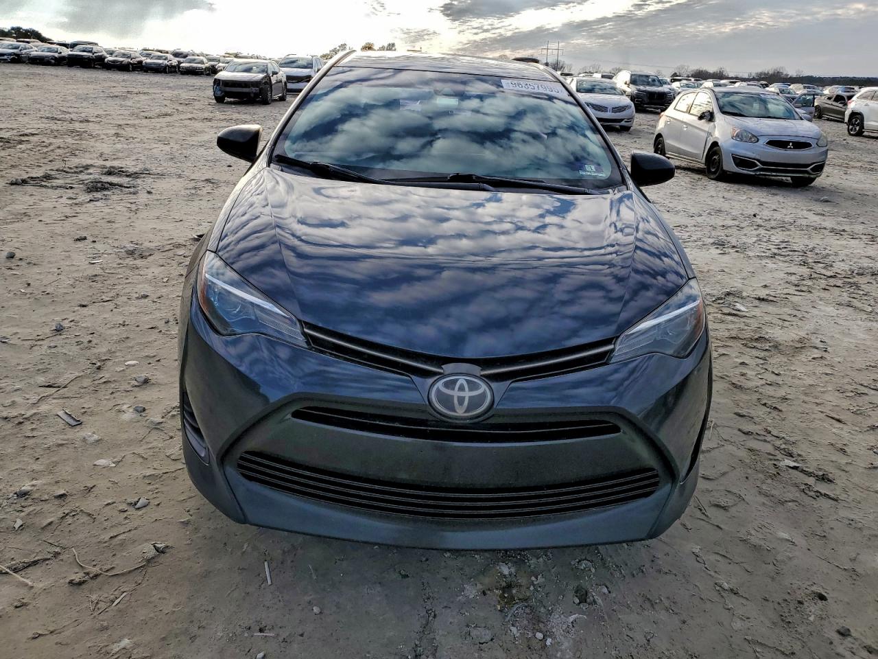 2019 TOYOTA COROLLA L photo 13