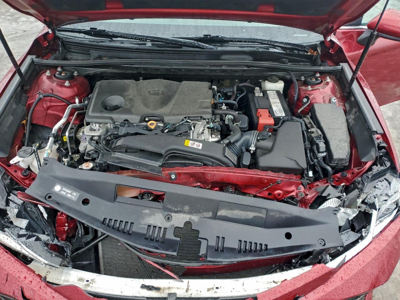 2020 TOYOTA CAMRY LE photo 11