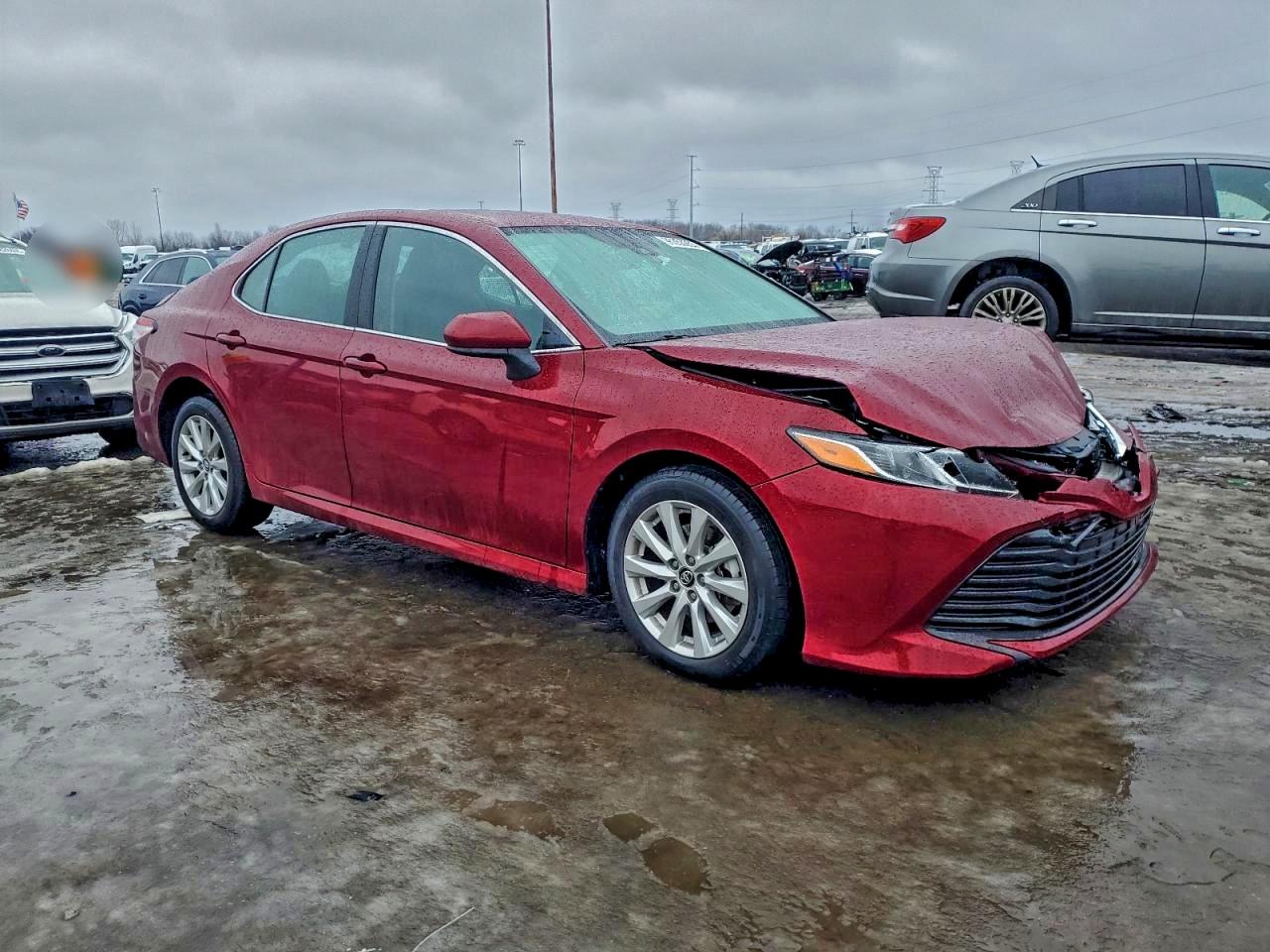 2020 TOYOTA CAMRY LE photo 4