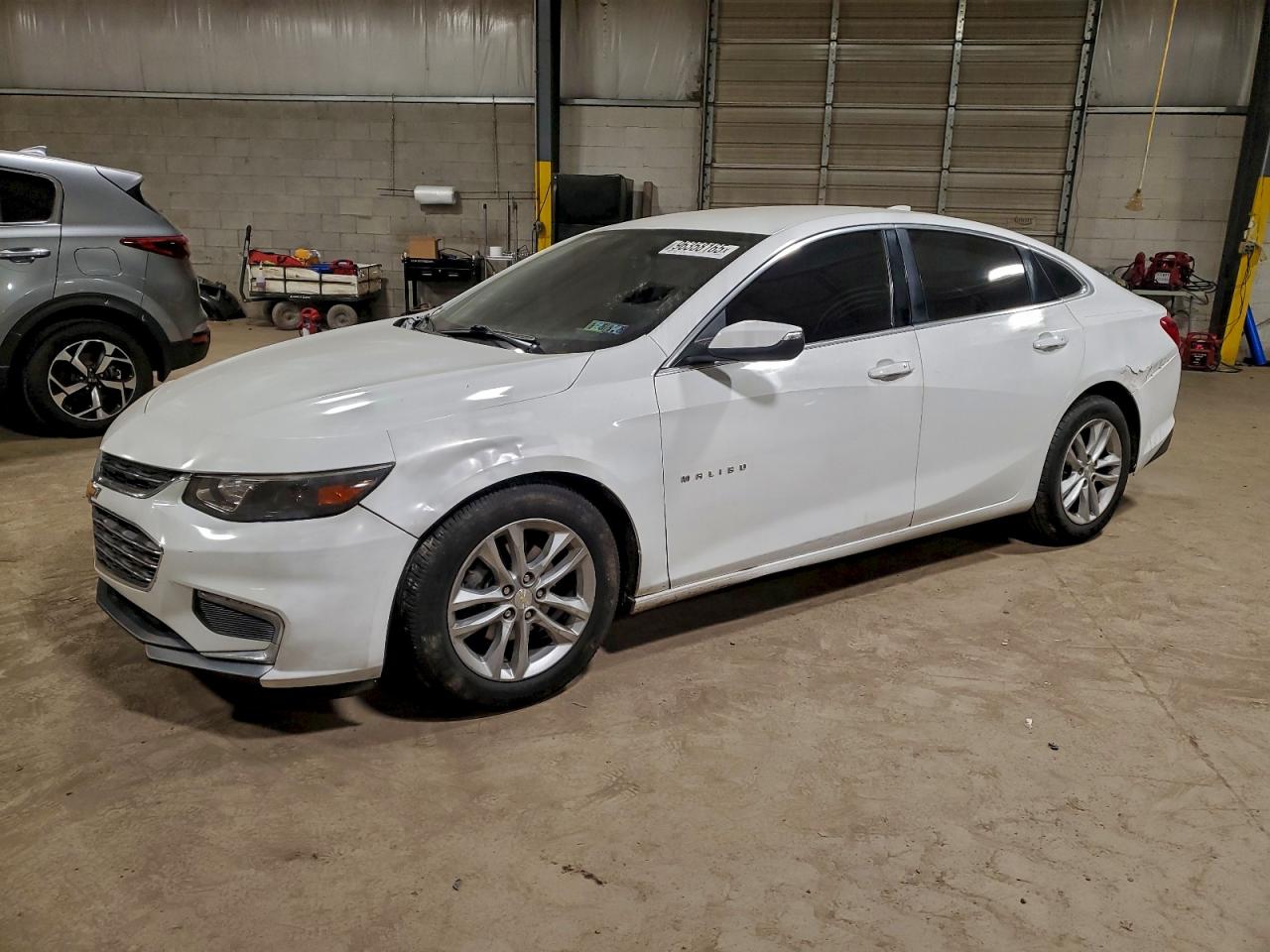 2016 CHEVROLET MALIBU LT — SIDE damage — photo 1