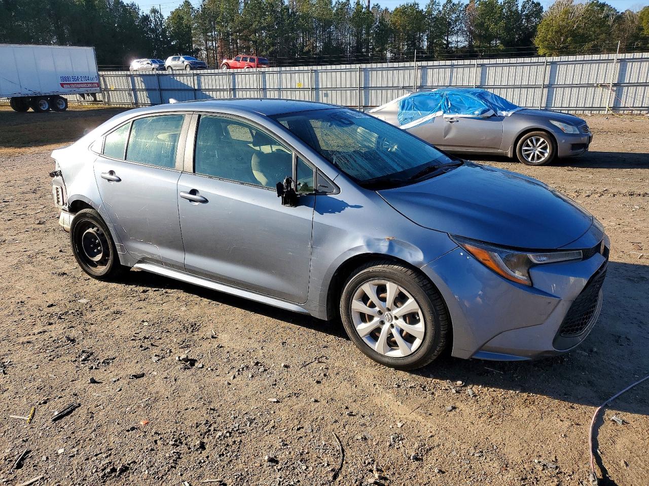 2021 TOYOTA COROLLA LE photo 4