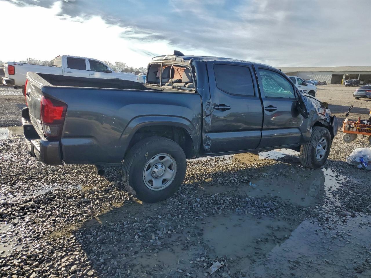 2021 TOYOTA TACOMA DOUBLE CAB photo 3