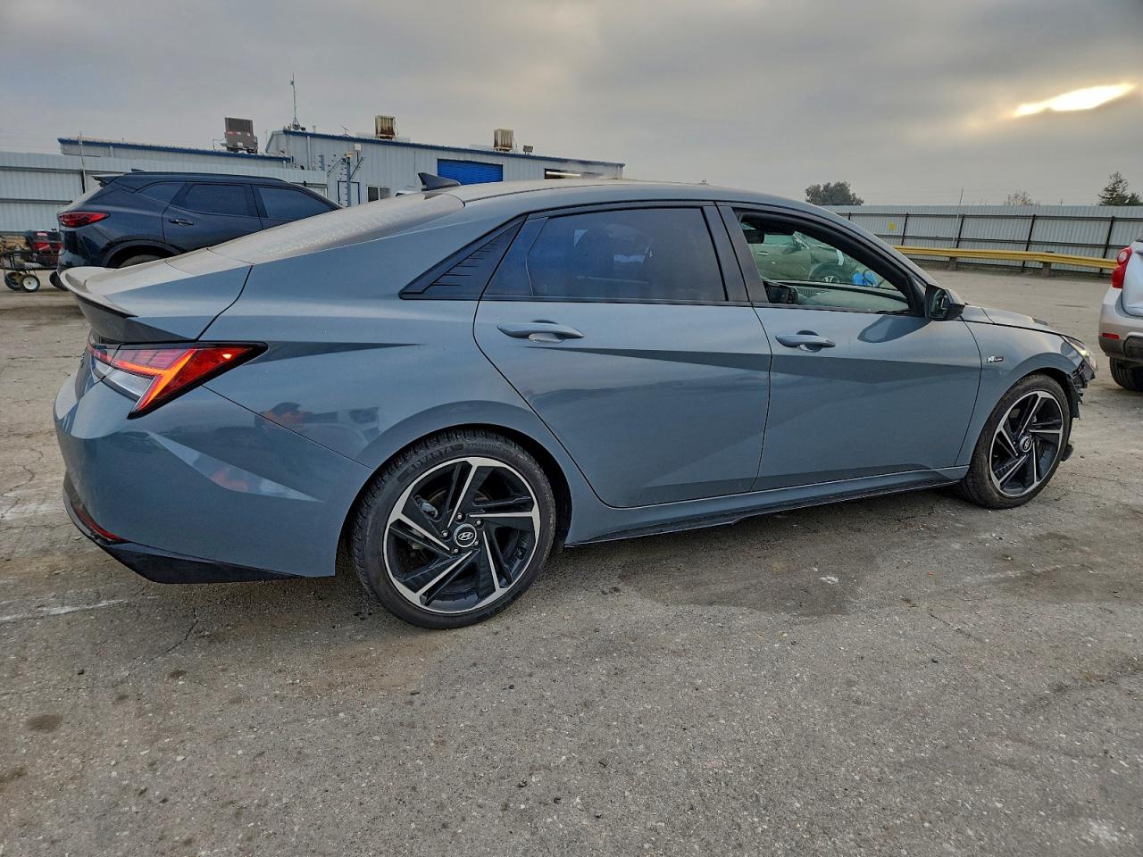2022 HYUNDAI ELANTRA N LINE photo 3