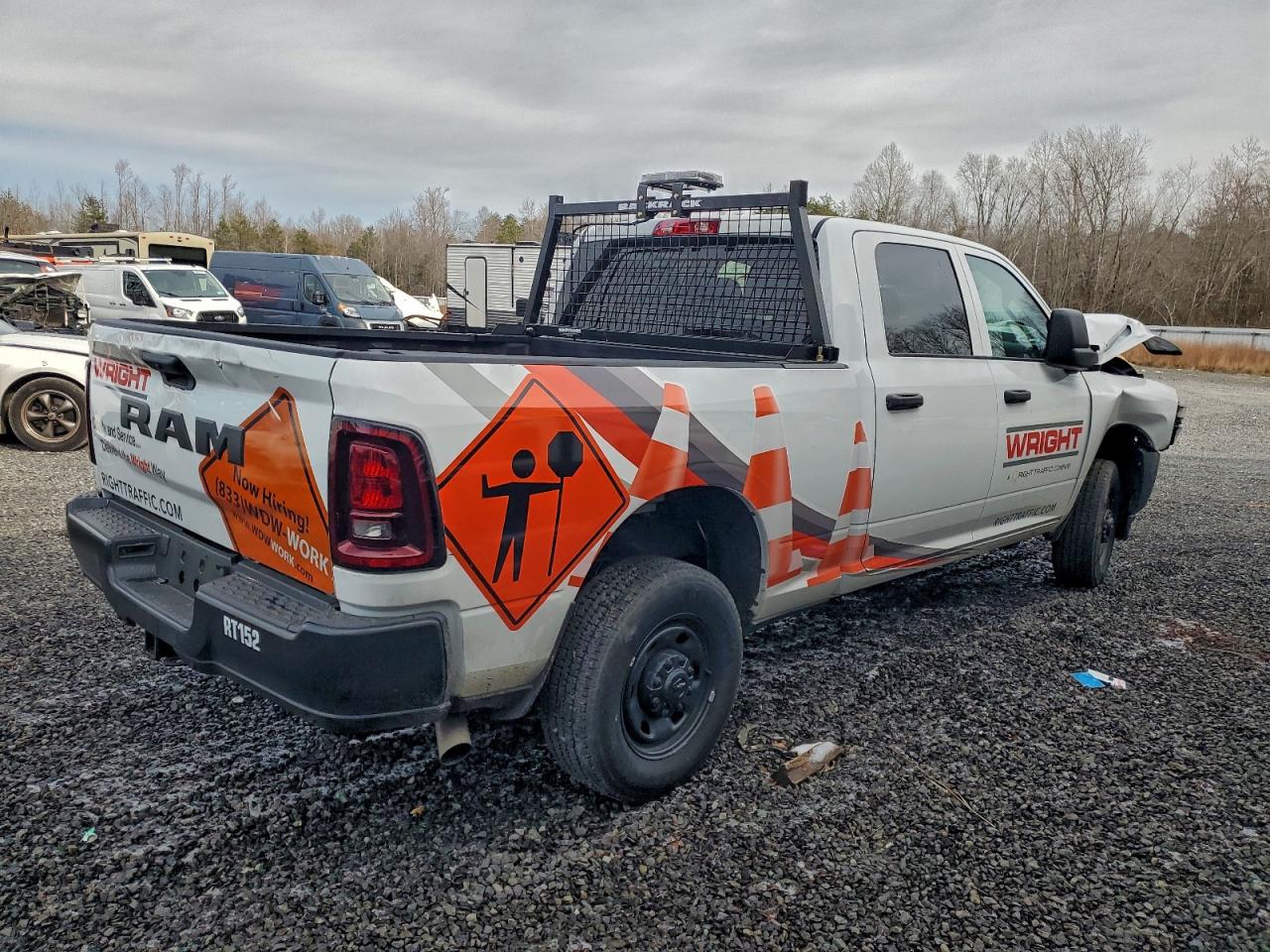 2025 RAM 2500 TRADESMAN photo 5