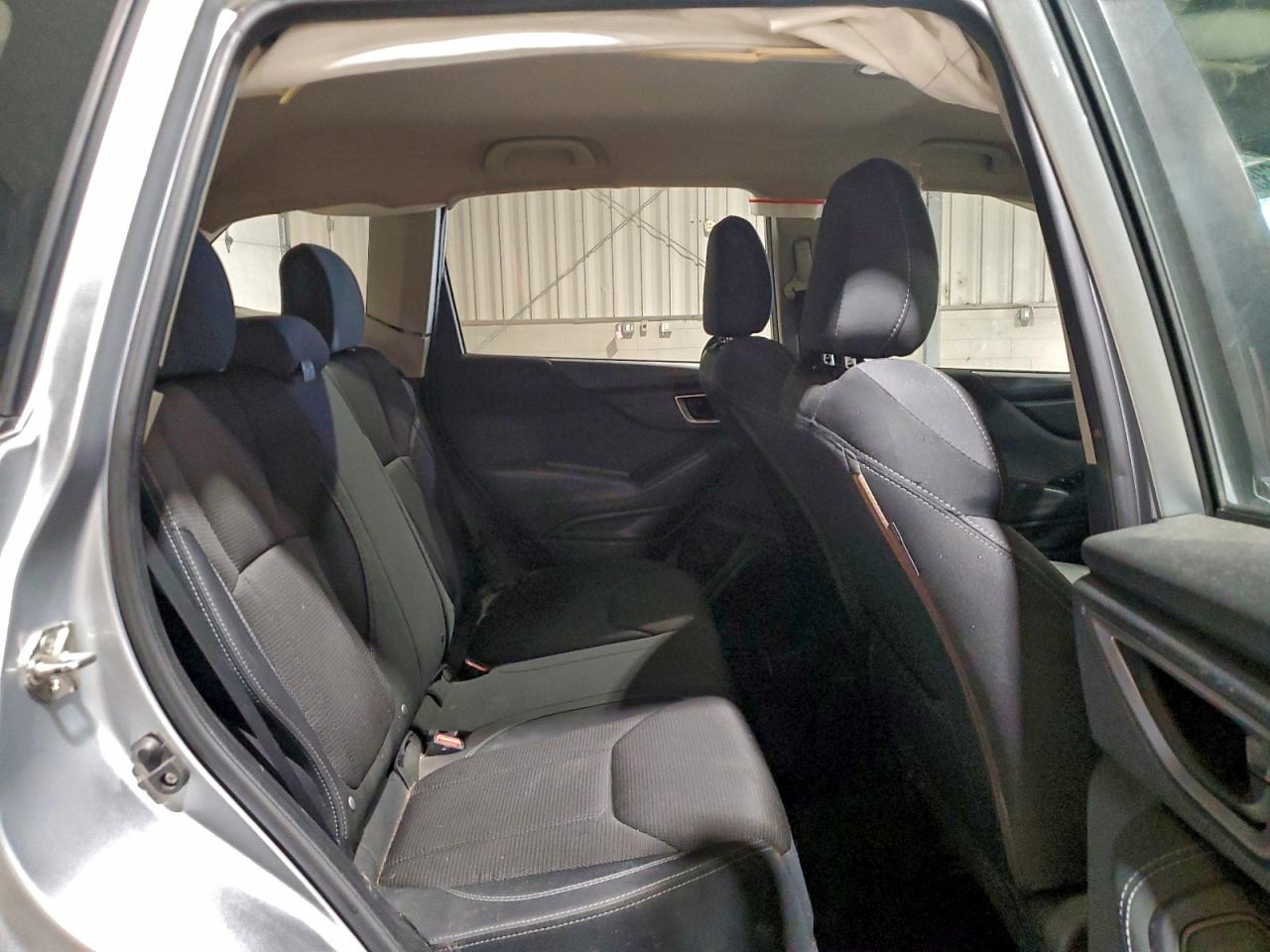 2019 SUBARU FORESTER photo 21