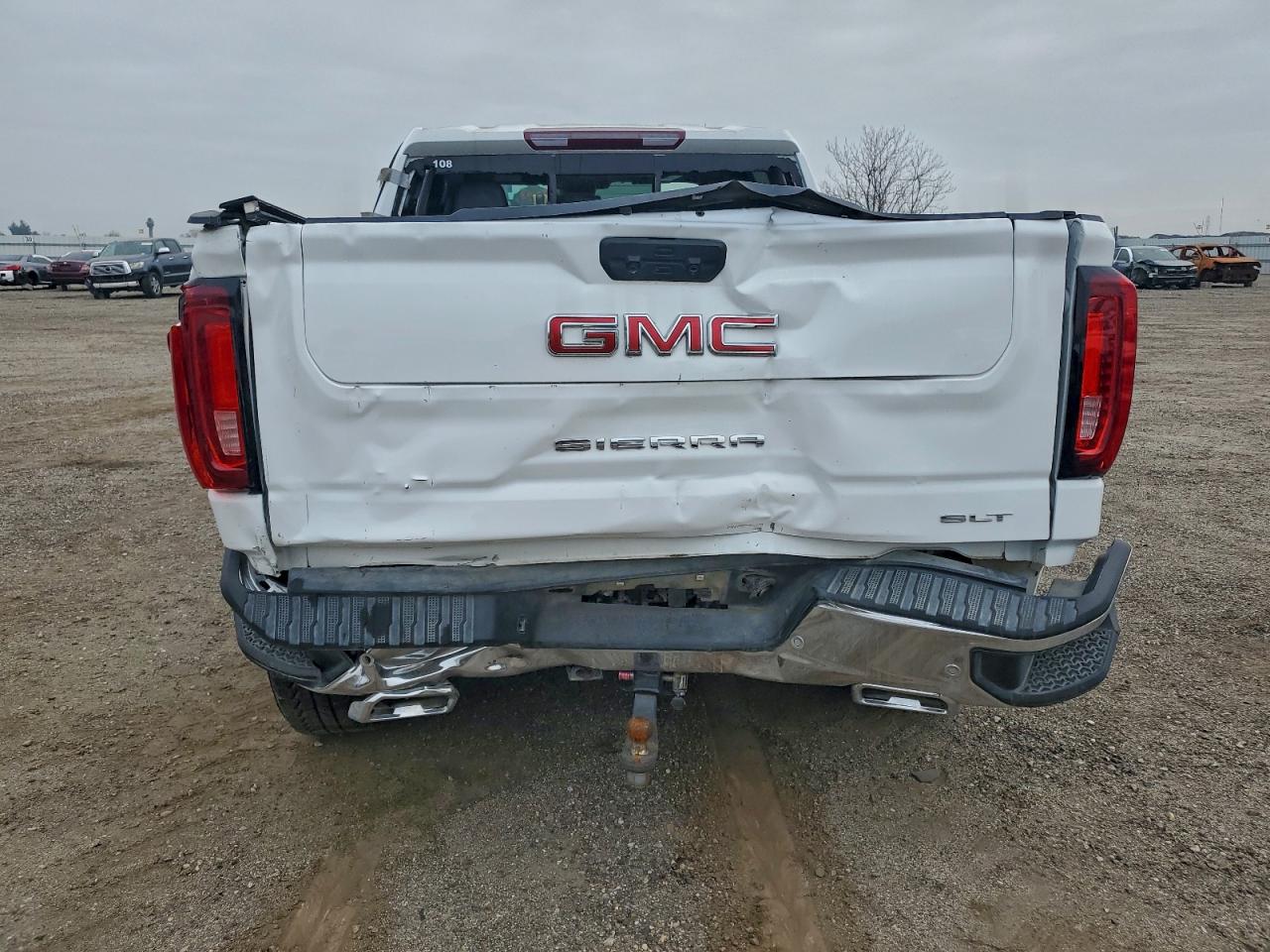 2025 GMC SIERRA K1500 SLT photo 6