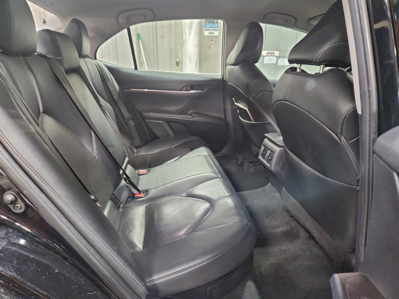 2023 TOYOTA CAMRY XLE photo 10