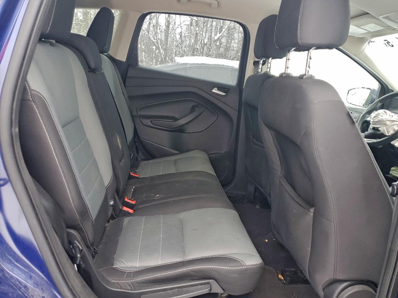 2016 FORD ESCAPE SE photo 11