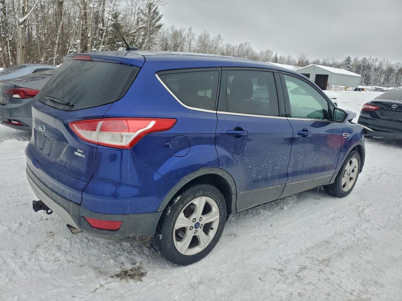 2016 FORD ESCAPE SE photo 3