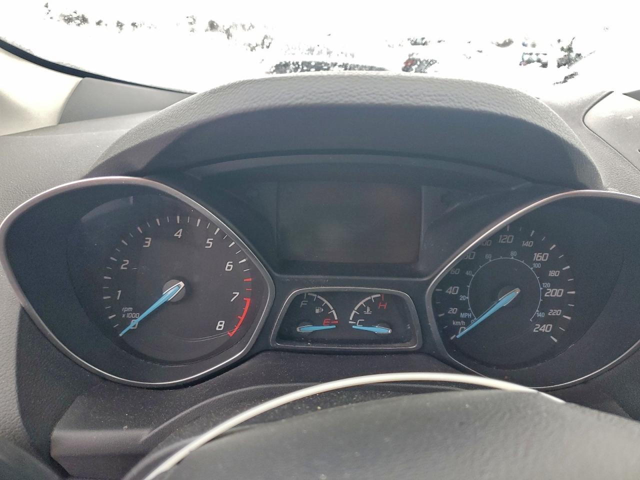2016 FORD ESCAPE SE photo 9