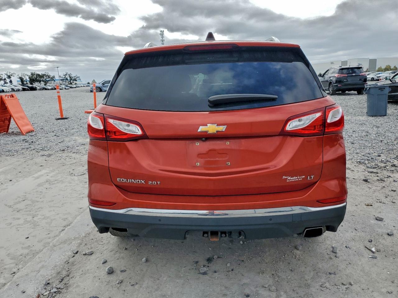 2020 CHEVROLET EQUINOX LT photo 6