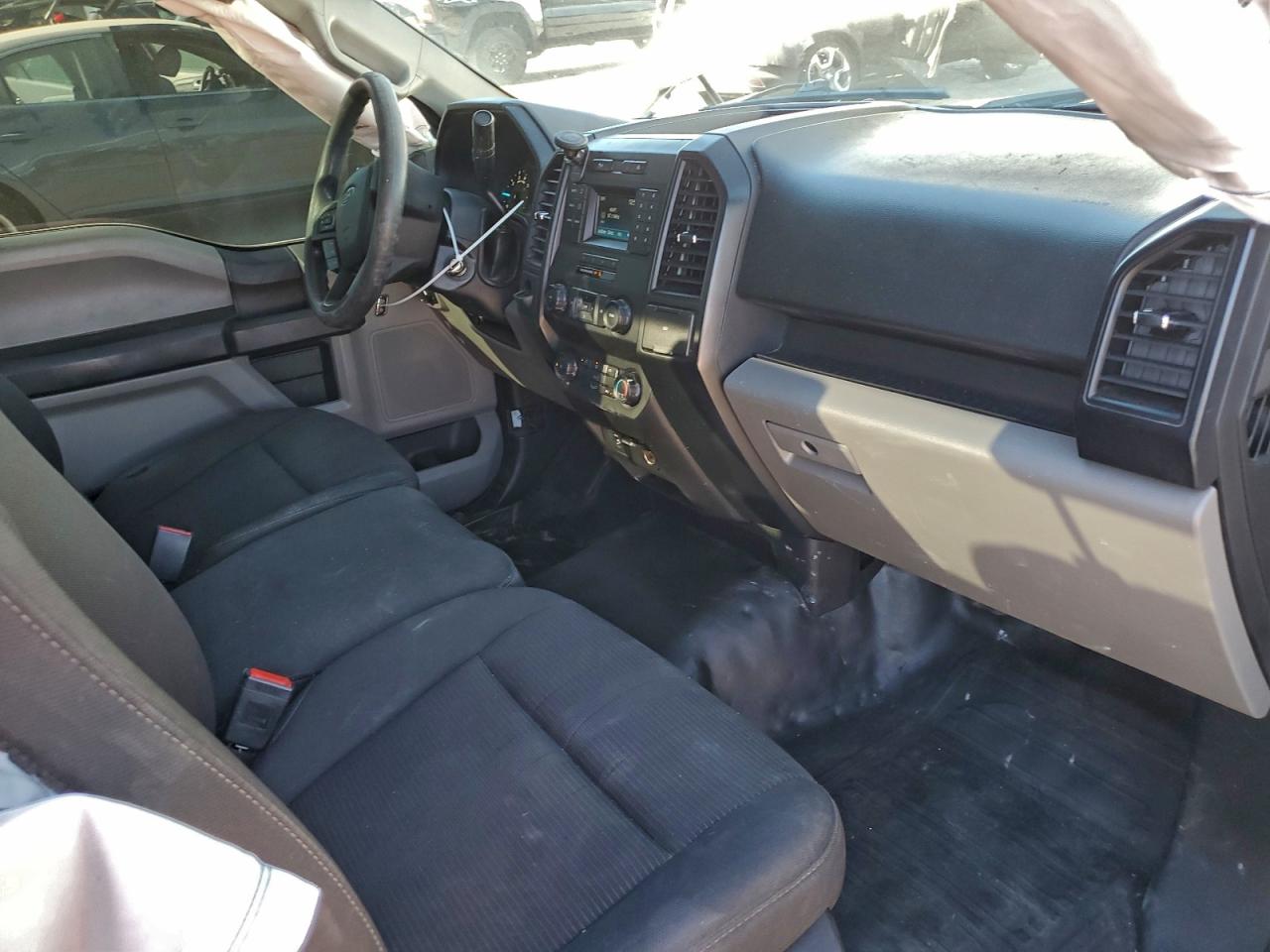 2019 FORD F150 photo 8