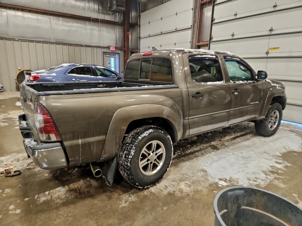 2012 TOYOTA TACOMA DOUBLE CAB photo 3