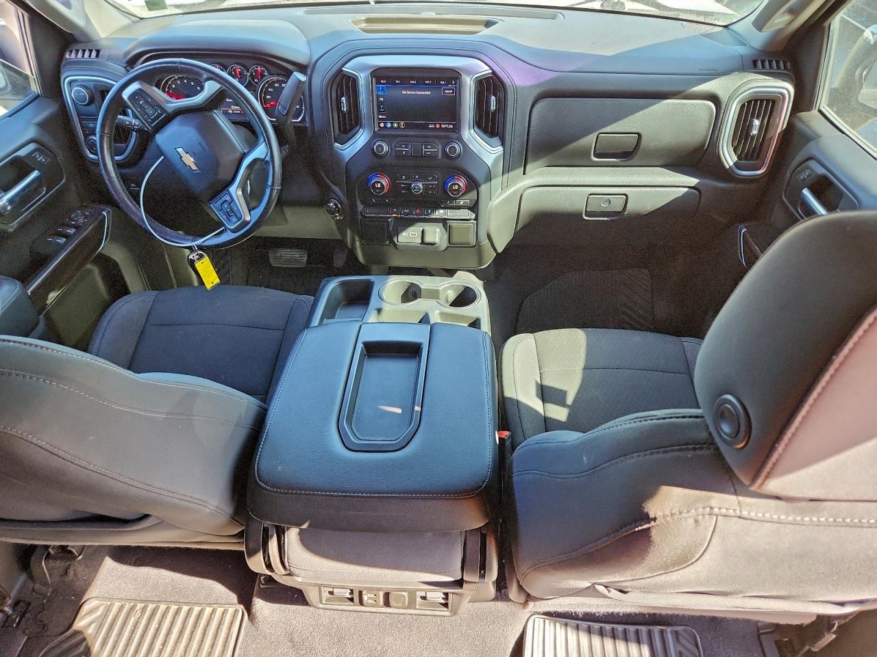2020 CHEVROLET SILVERADO C1500 LT photo 8