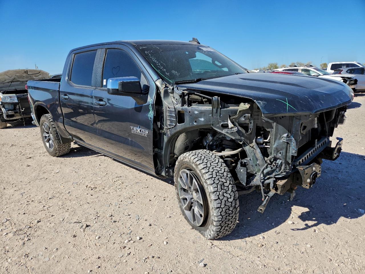 2020 CHEVROLET SILVERADO C1500 LT photo 4