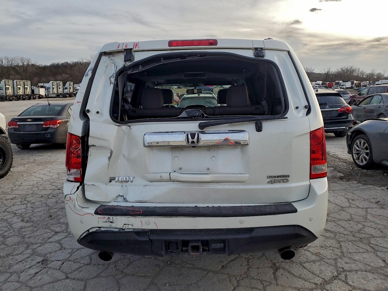 2015 HONDA PILOT TOURING photo 6