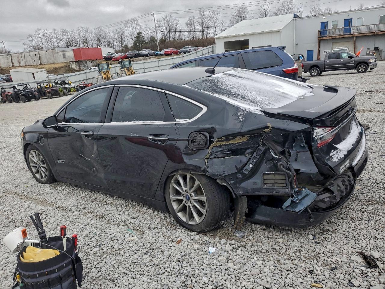 2017 FORD FUSION TITANIUM PHEV photo 3