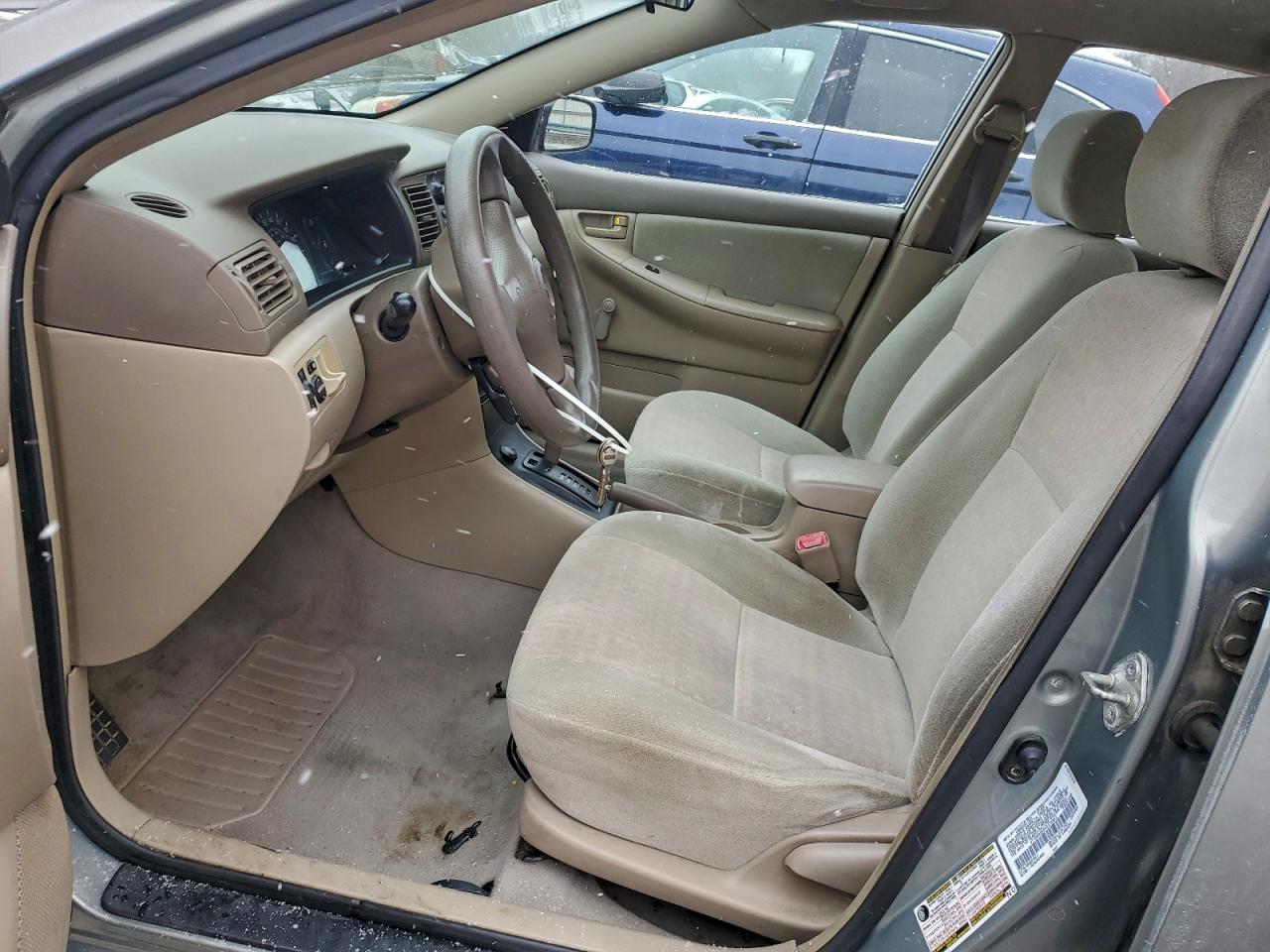 2004 TOYOTA COROLLA CE photo 7
