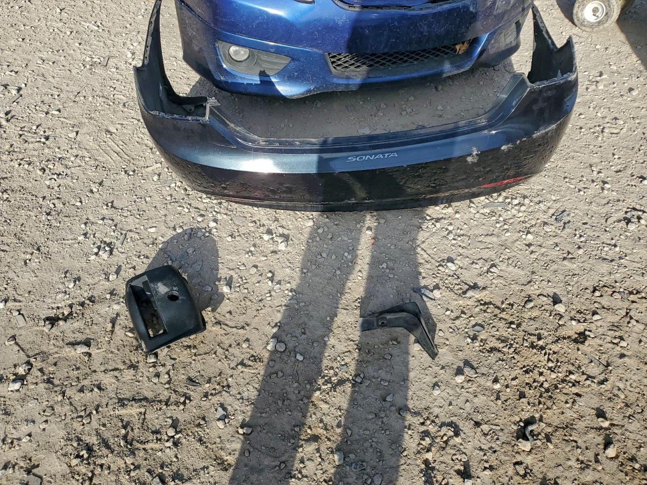 2011 HYUNDAI SONATA photo 12