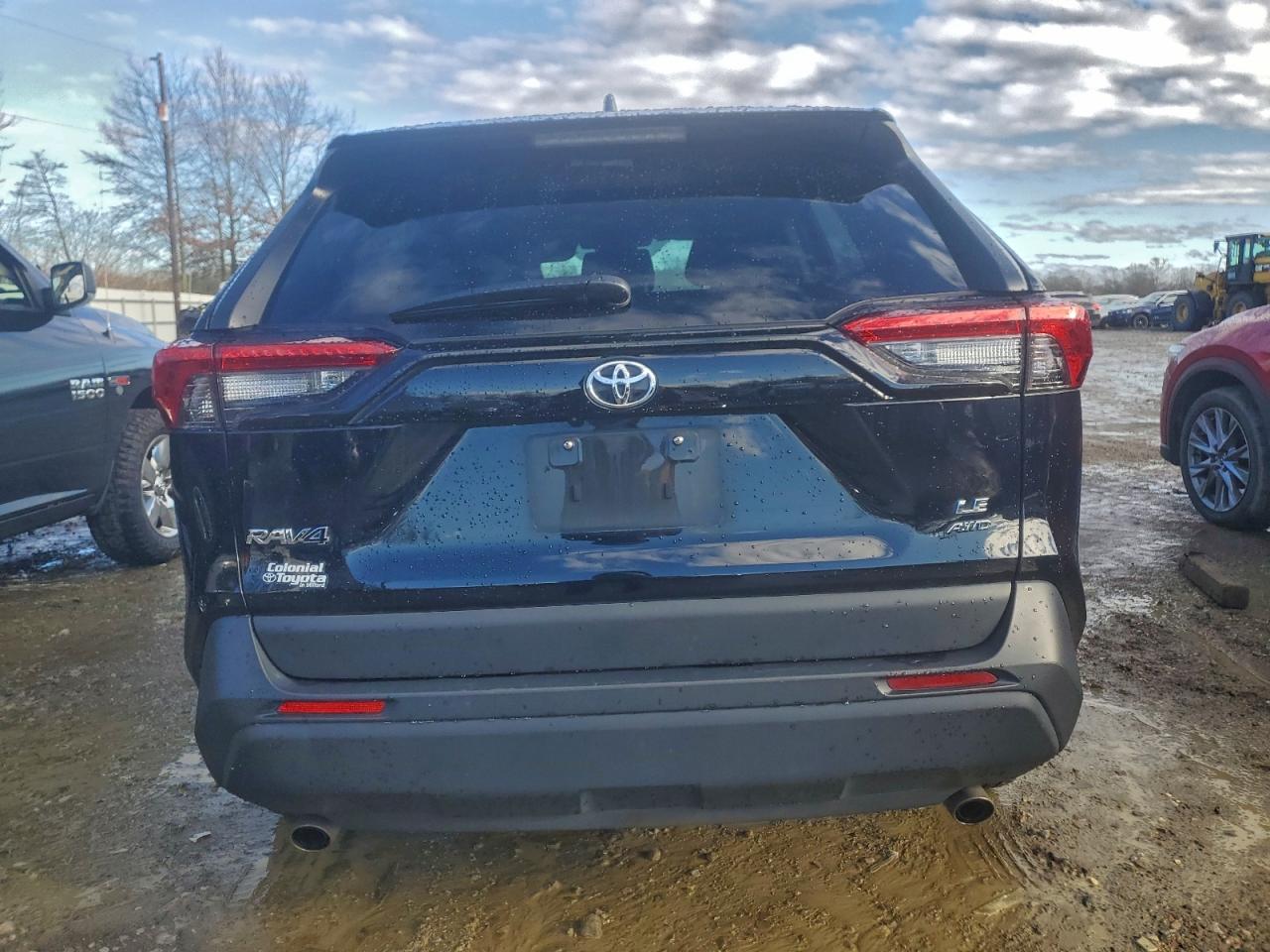 2024 TOYOTA RAV4 LE photo 6