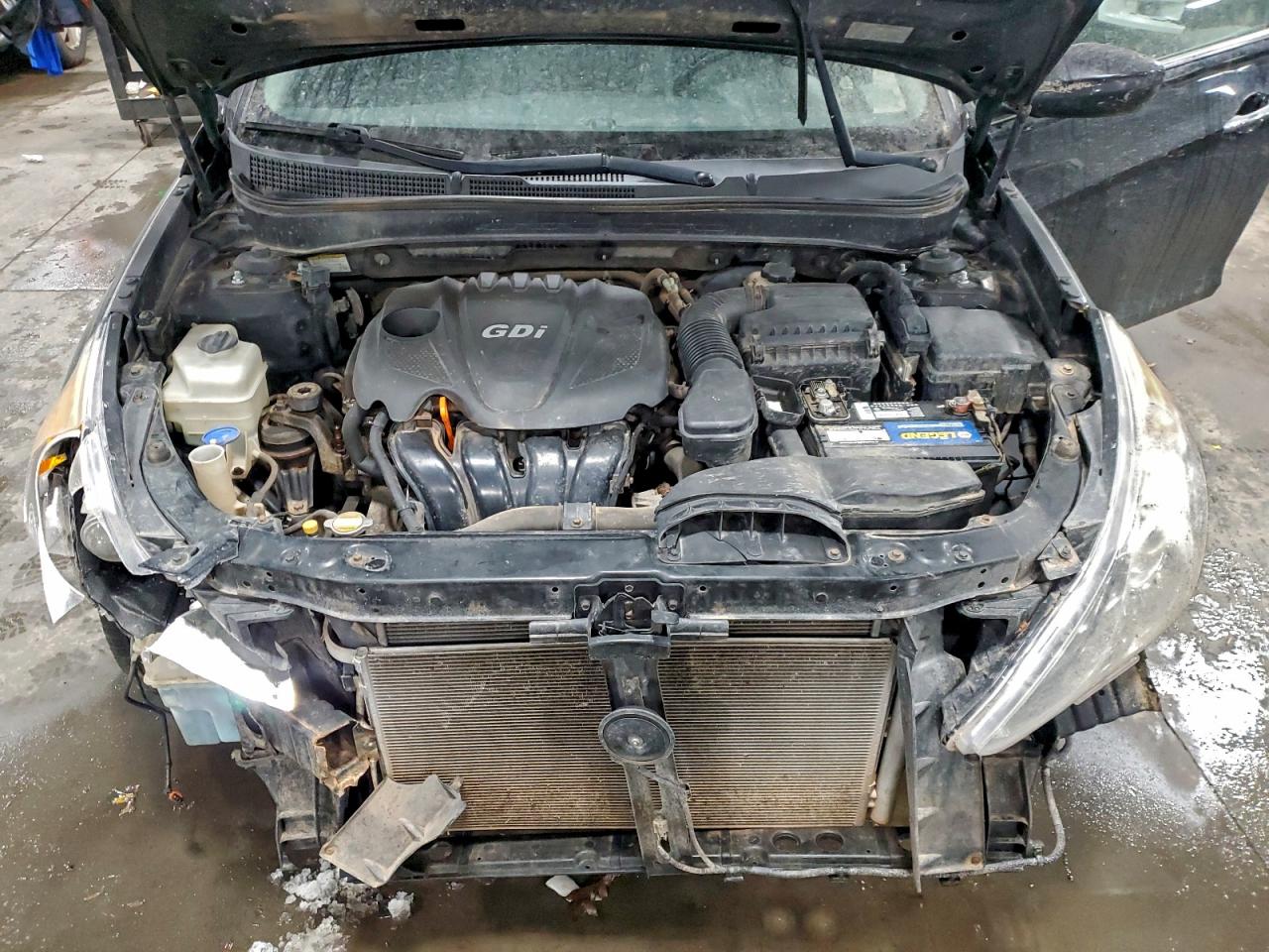 2011 HYUNDAI SONATA SE photo 11