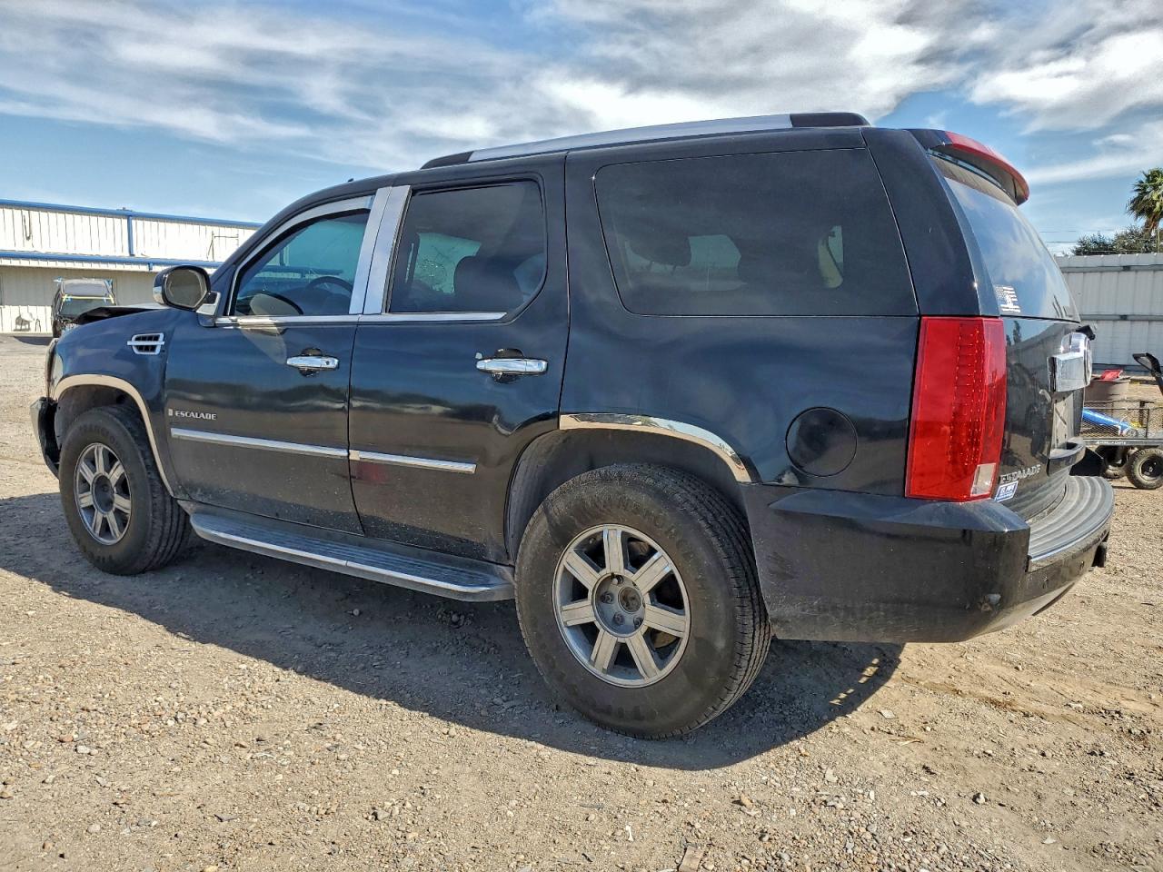 2007 CADILLAC ESCALADE LUXURY photo 3