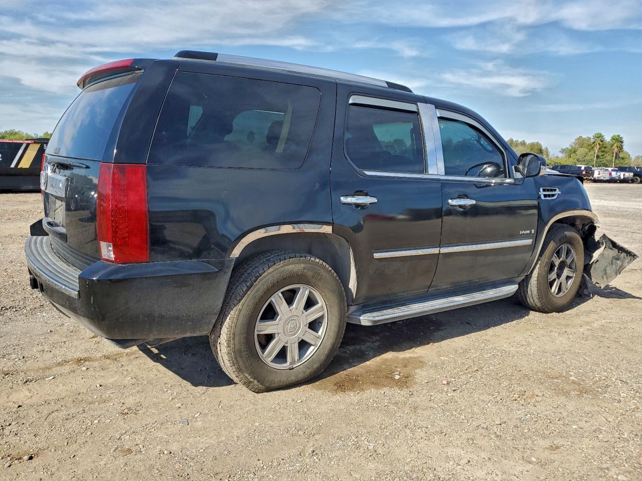 2007 CADILLAC ESCALADE LUXURY photo 5