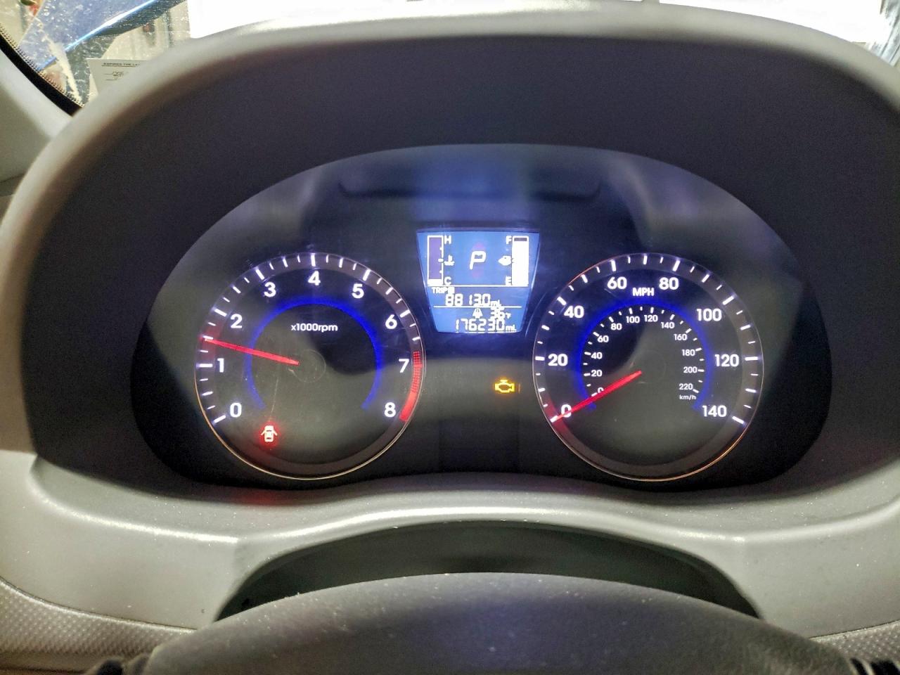 2015 HYUNDAI ACCENT GLS photo 17