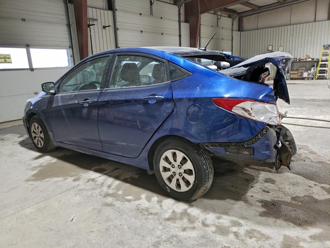 2015 HYUNDAI ACCENT GLS photo 3