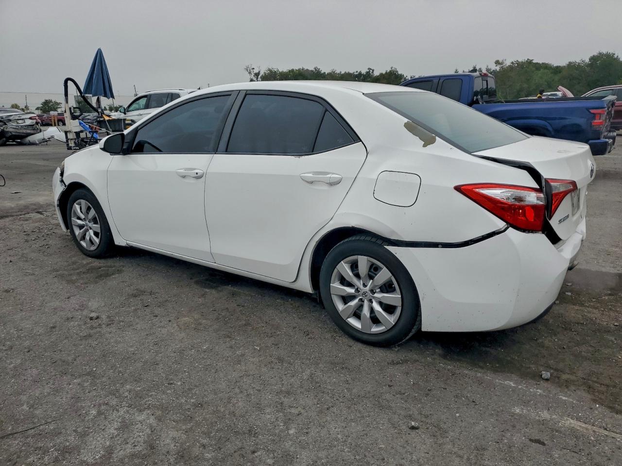 2016 TOYOTA COROLLA L photo 3