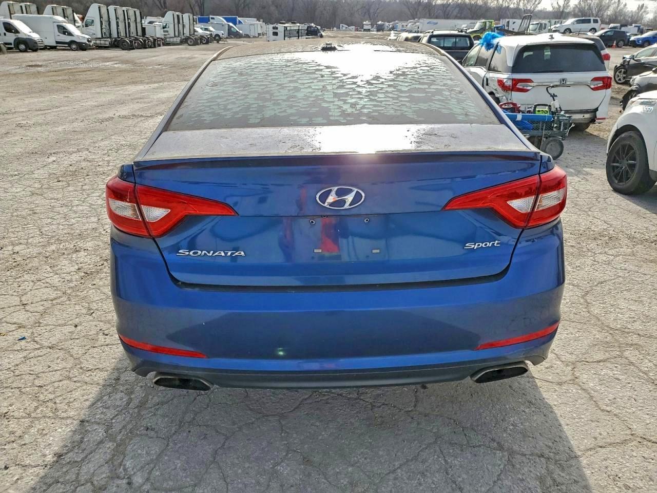 2016 HYUNDAI SONATA SPORT photo 11