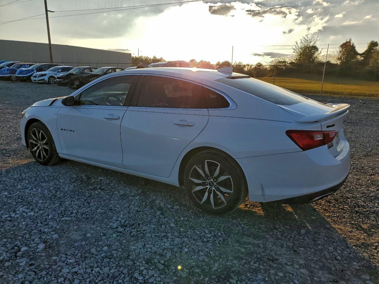 2020 CHEVROLET MALIBU RS photo 2