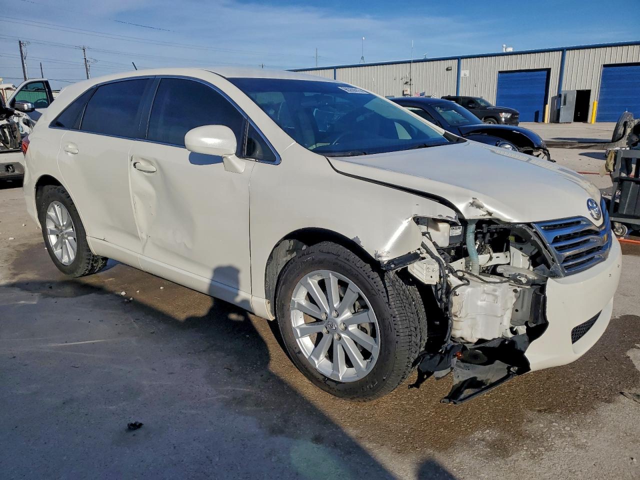 2010 TOYOTA VENZA photo 4