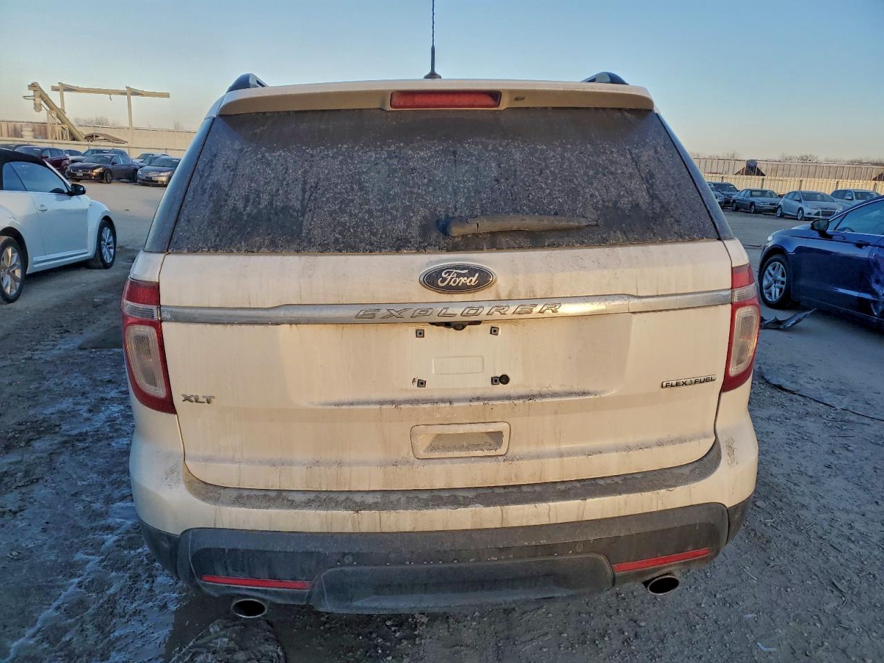 2013 FORD EXPLORER XLT photo 6