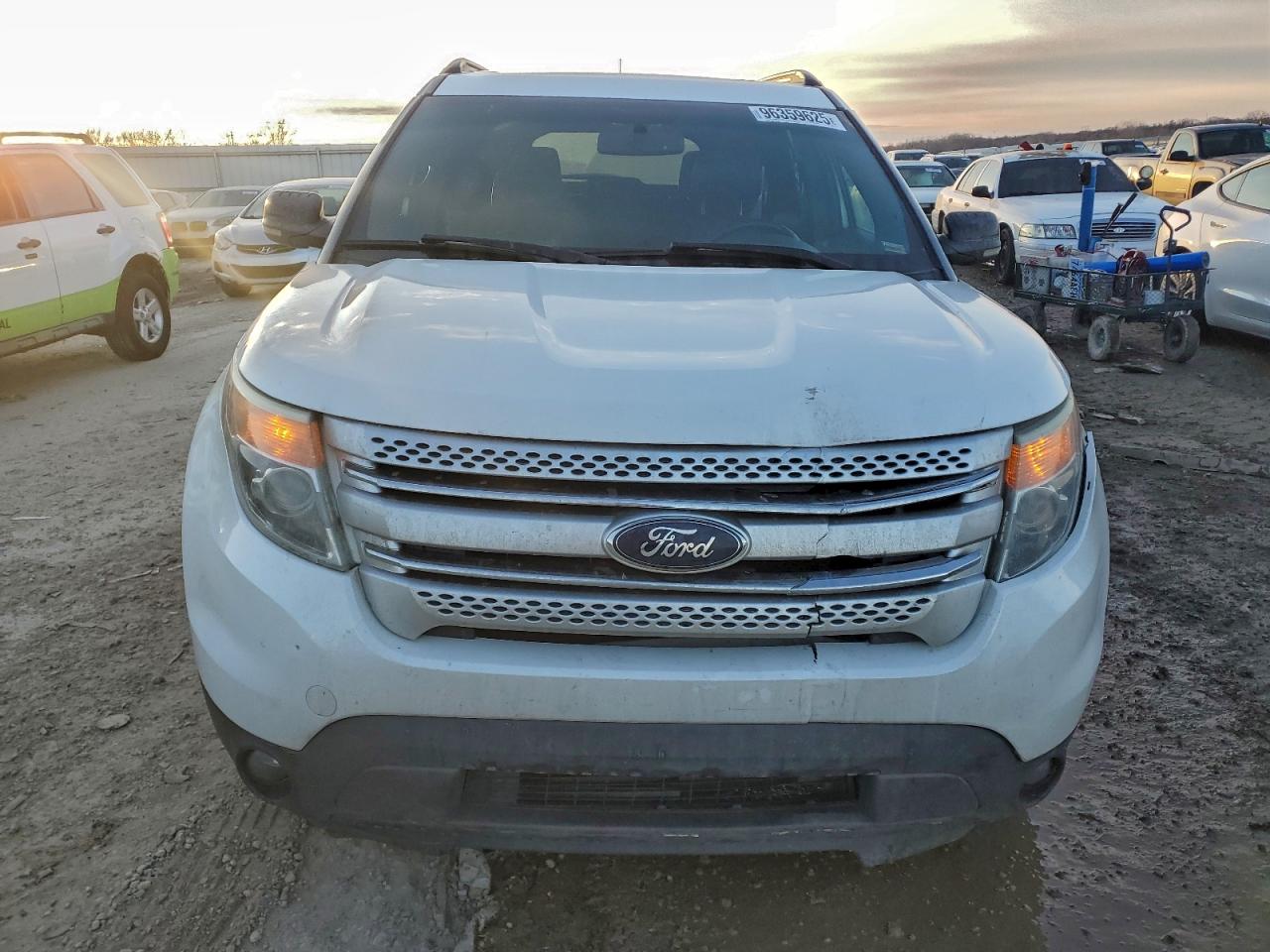 2013 FORD EXPLORER XLT photo 5