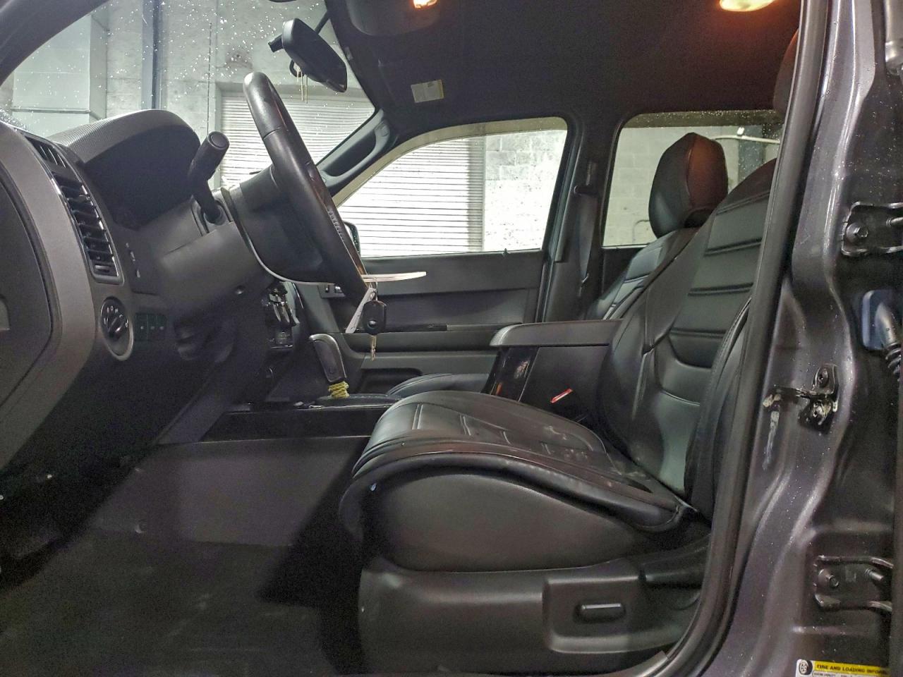 2011 FORD ESCAPE LIMITED photo 13