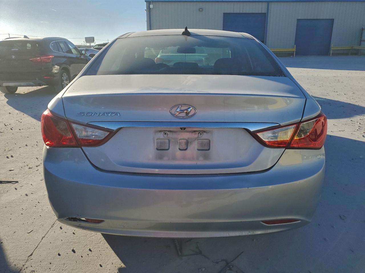 2013 HYUNDAI SONATA SE photo 11