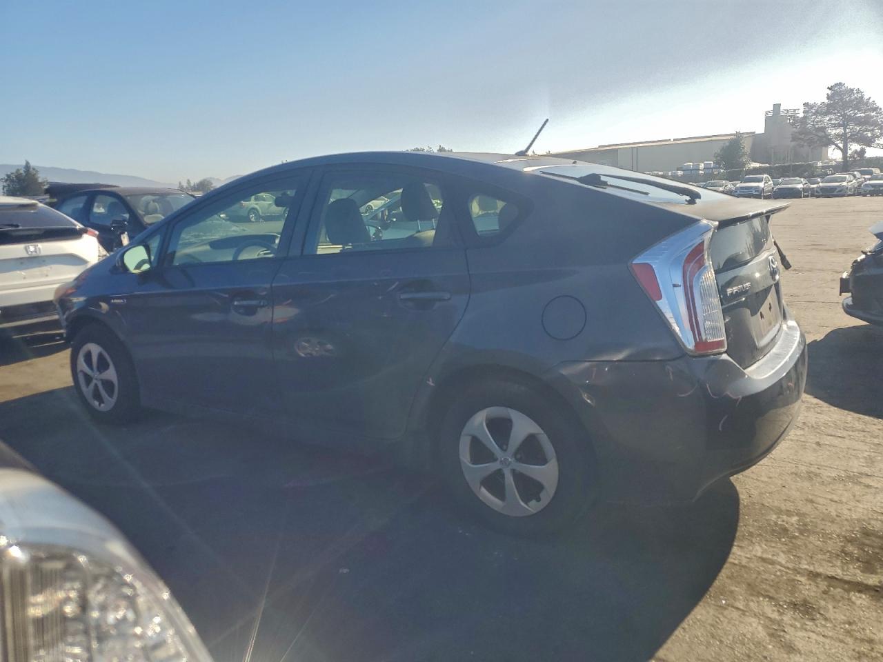 2013 TOYOTA PRIUS photo 3