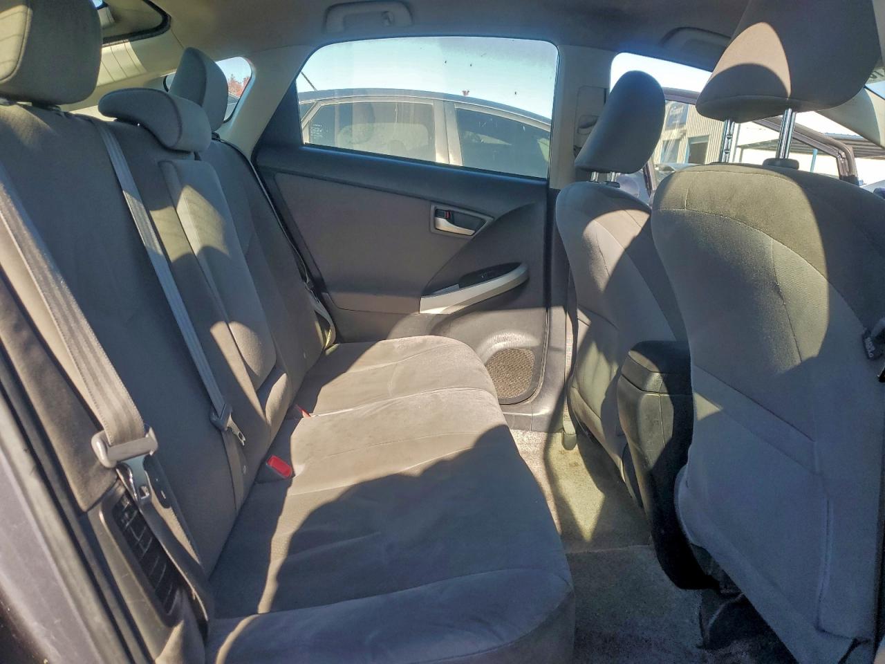 2013 TOYOTA PRIUS photo 19
