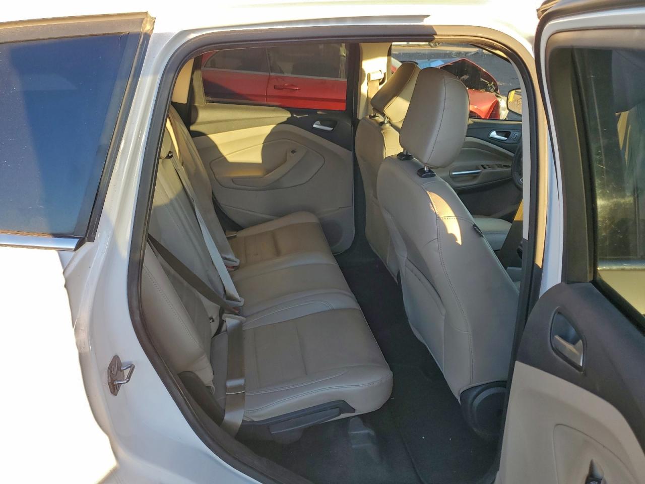 2018 FORD ESCAPE SEL photo 28