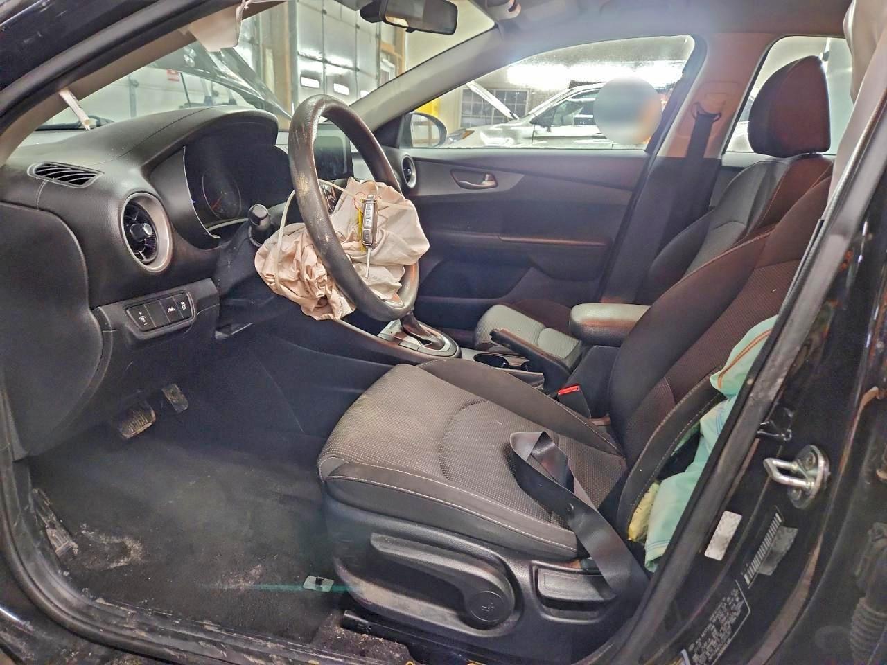 2020 KIA FORTE FE photo 7