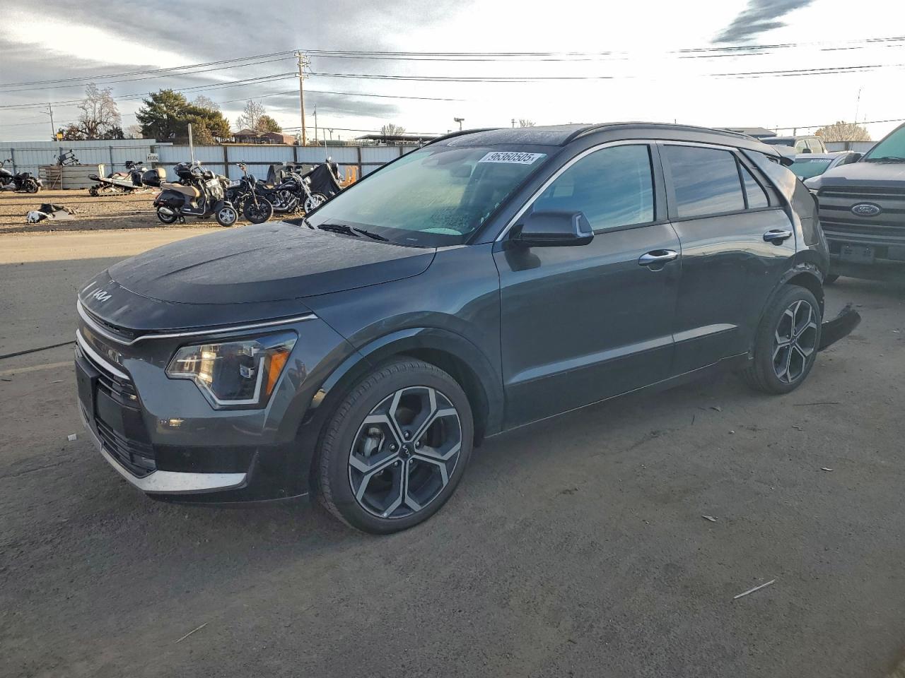 2023 KIA NIRO