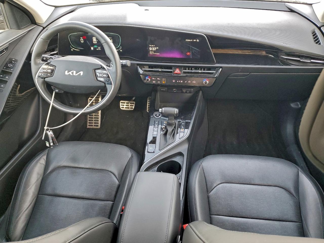 2023 KIA NIRO SX photo 22