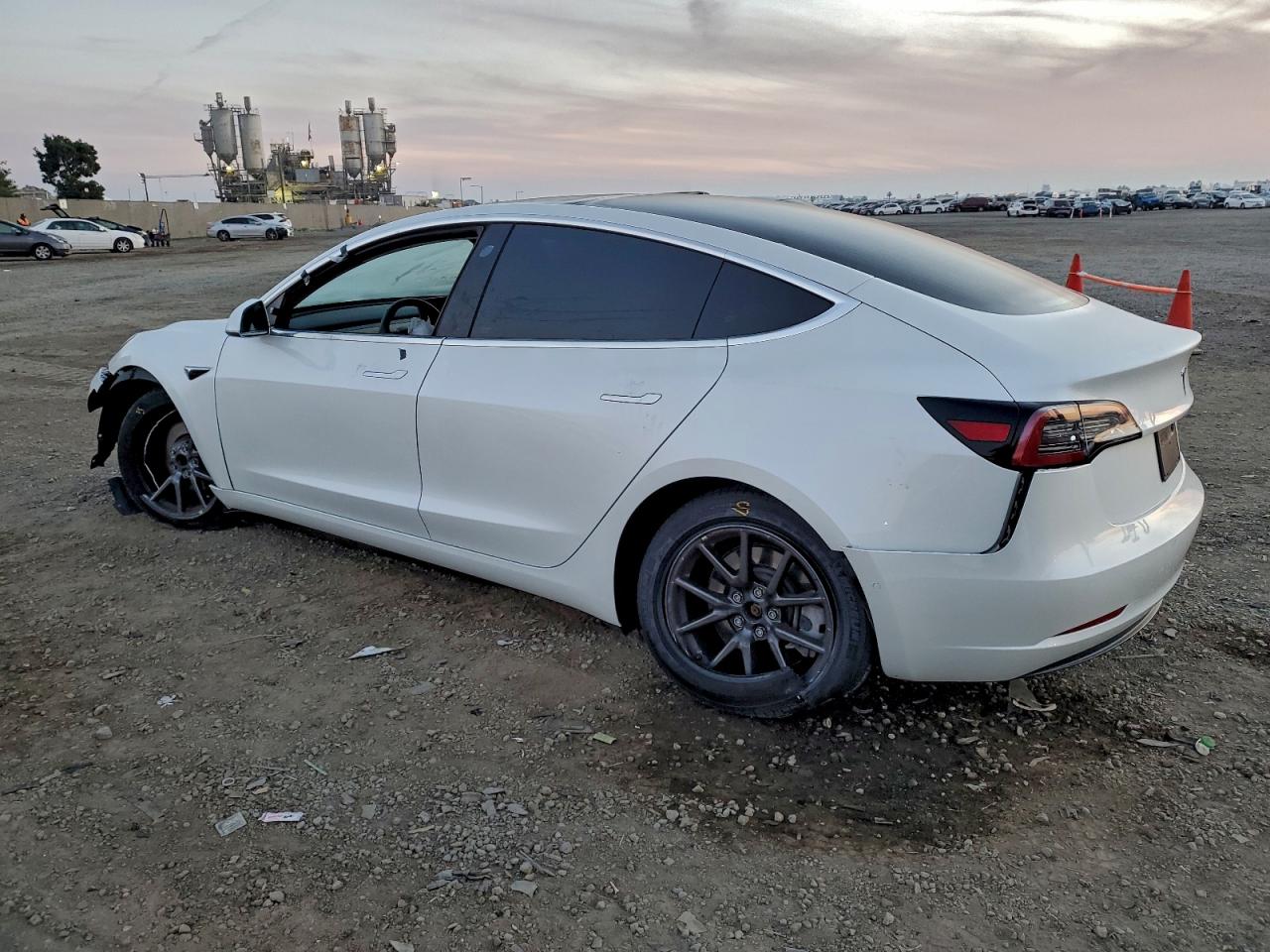 2019 TESLA MODEL 3 photo 2