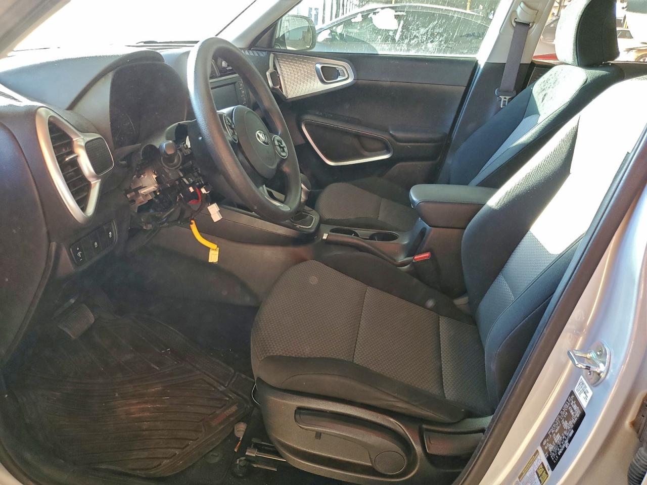 2021 KIA SOUL LX photo 7