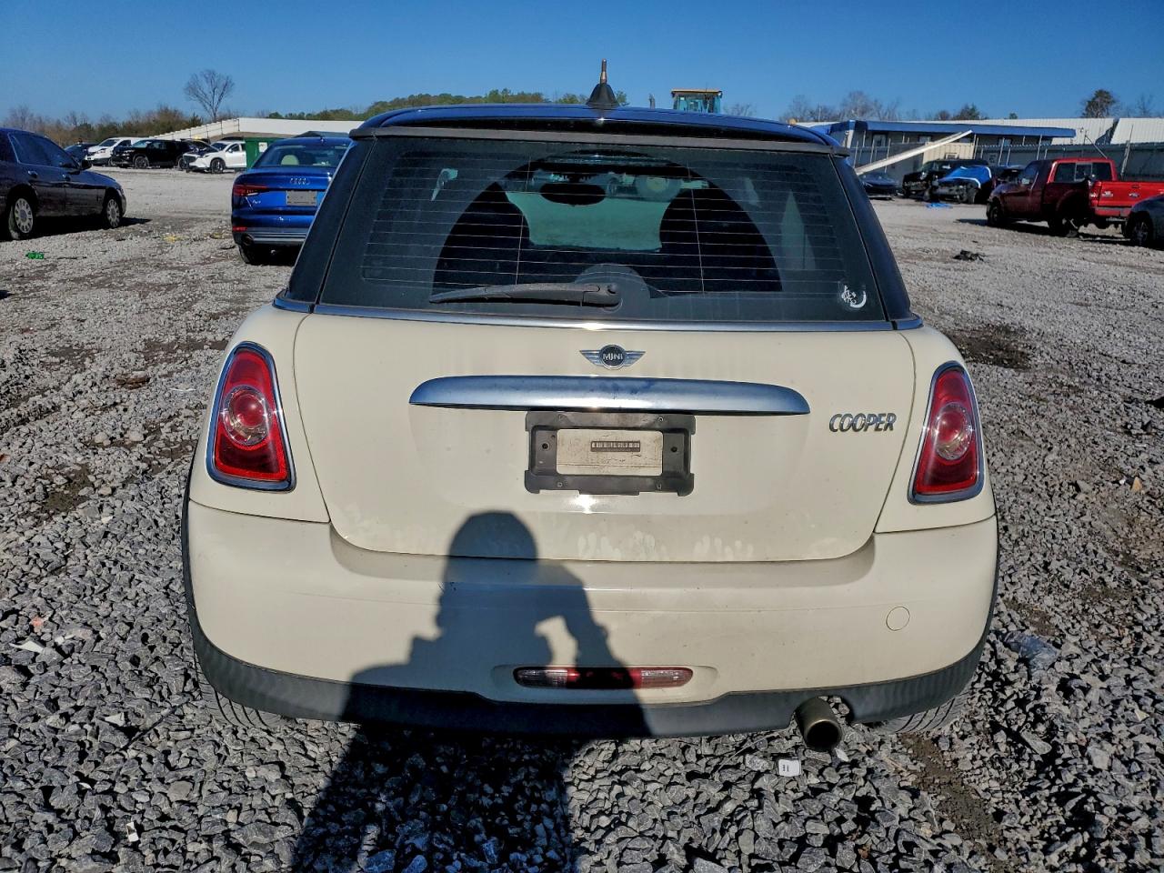 2012 MINI COOPER photo 6